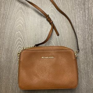 Michael Kors Jet Set Crossbody